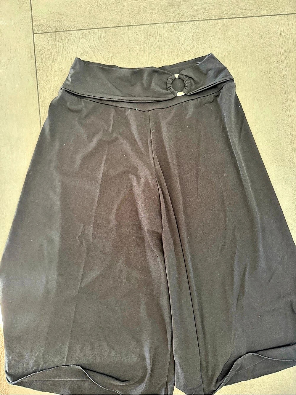 Wide Leg Pants in Black Gaucho